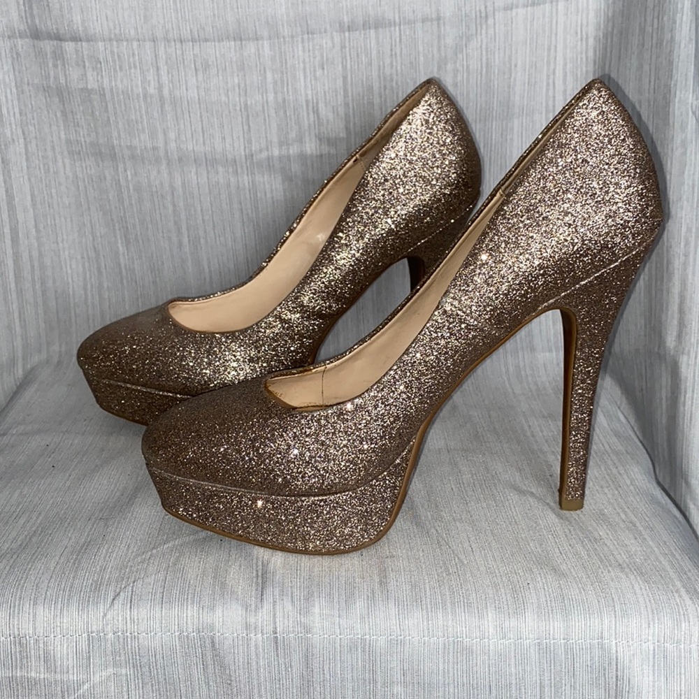 Jessica Simpson, Glitter Heels
